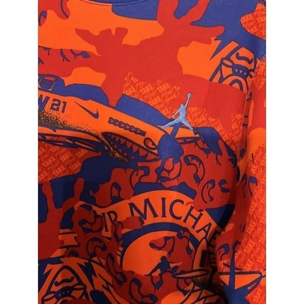 Michael's Nike Club x Doernbecher Men’s‎ Crew Shirt Jordan 5 Low Med DR6644-412